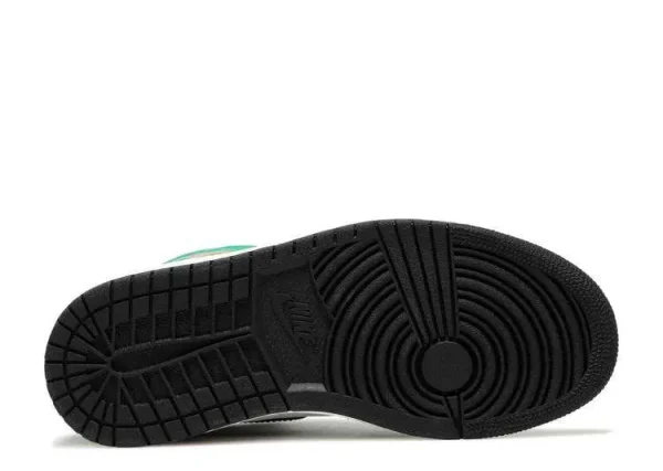 AIR JORDAN 1 HIGH 'LUCKY GREEN' - Imagen 4