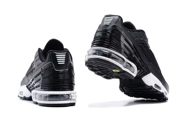 AIR MAX PLUS TN 3 'BLACK BLUE YELLOW' - Imagen 3