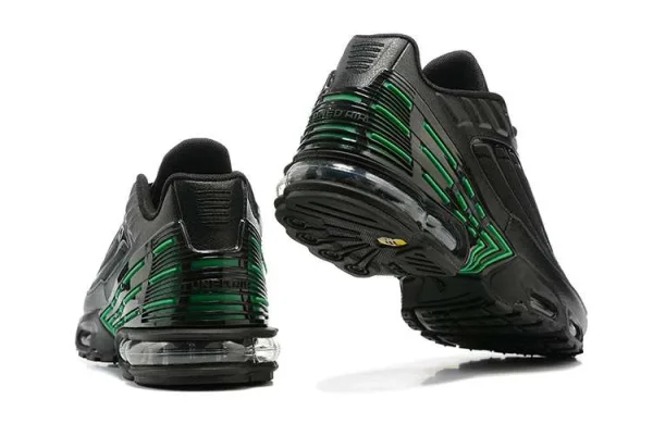 AIR MAX PLUS TN 3 'BLACK GREEN' - Imagen 3
