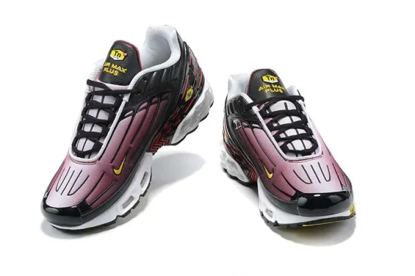 AIR MAX PLUS TN 3 'BLACK MAROON' - Imagen 4