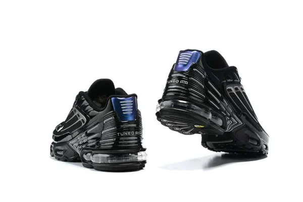 AIR MAX PLUS TN 3 'BLACK METALLIC SILVER' - Imagen 2