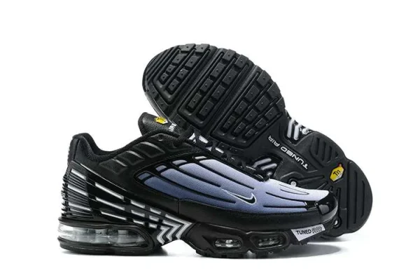 AIR MAX PLUS TN 3 'FADE CLOUD' - Imagen 2