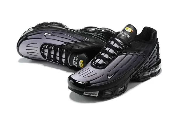 AIR MAX PLUS TN 3 'GREY BLACK' - Imagen 3