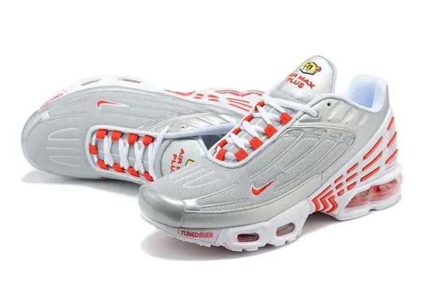 AIR MAX PLUS TN 3 'GREY RED' - Imagen 4