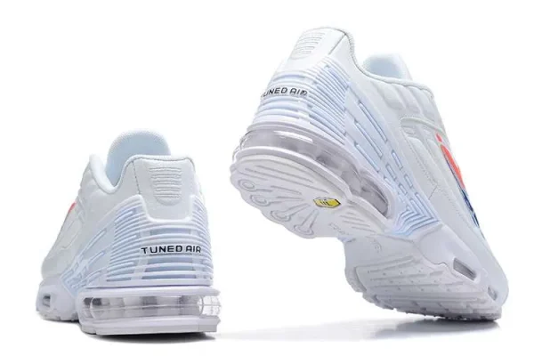 AIR MAX PLUS TN 3 'QUADRUPLE SWOOSH' - Imagen 3