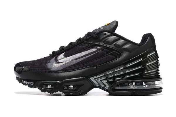 AIR MAX PLUS TN 3 'STENCIL SWOOSH BLACK'