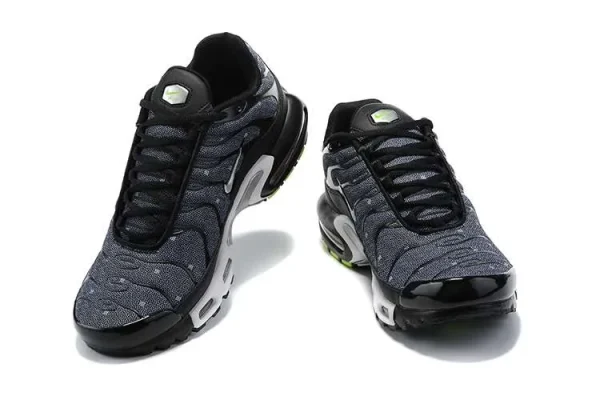 AIR MAX PLUS TN 'BLACK CHROME' - Imagen 4