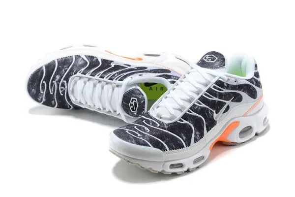 AIR MAX PLUS TN 'CRATER' - Imagen 3