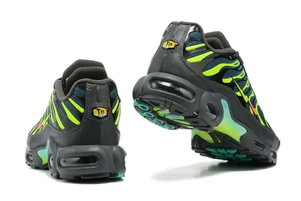 AIR MAX PLUS TN 'DOUBLE SWOOSH' - Imagen 3