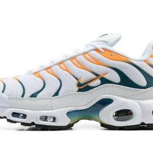 AIR MAX PLUS TN 'HIKING CARABINE WHITE KUMQUAT MARINA'