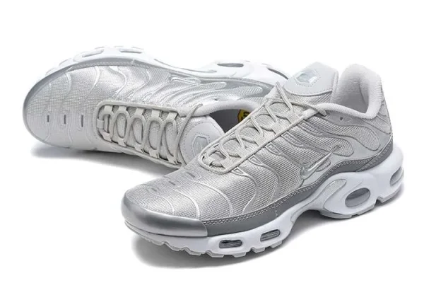 AIR MAX PLUS TN 'METALLIC SILVER WHITE' - Imagen 2
