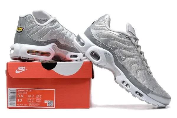 AIR MAX PLUS TN 'METALLIC SILVER WHITE' - Imagen 4