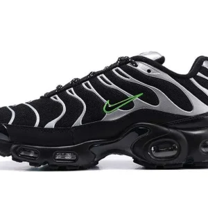 AIR MAX PLUS TN 'METALLIC STRIKE'