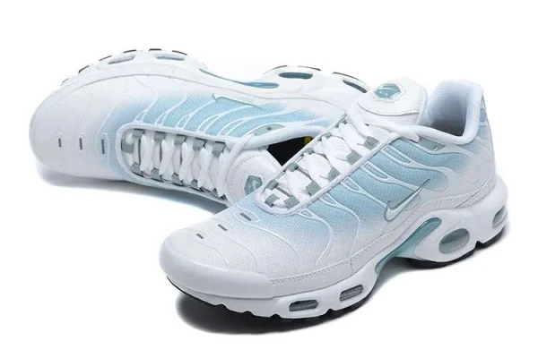 AIR MAX PLUS TN 'MICA GREEN' - Imagen 2