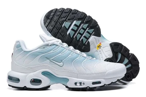 AIR MAX PLUS TN 'MICA GREEN' - Imagen 3