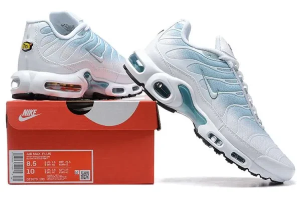 AIR MAX PLUS TN 'MICA GREEN' - Imagen 4
