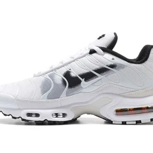 AIR MAX PLUS TN 'SPRAY PAINT SWOOSH'