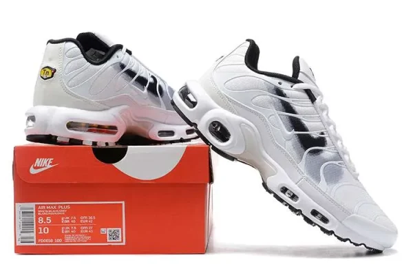 AIR MAX PLUS TN 'SPRAY PAINT SWOOSH' - Imagen 4