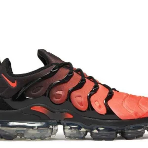 AIR VAPORMAX PLUS 'BLACK CRIMSON GRADIENT'