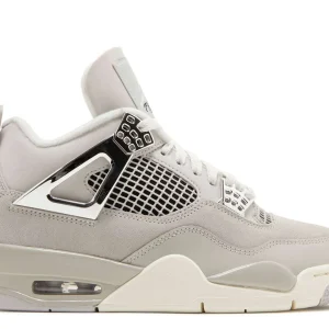 JORDAN RETRO 4 'FROZEN MOMENTS'