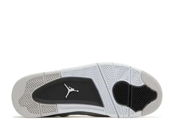 JORDAN RETRO 4 'MILITARY BLACK' - Imagen 4