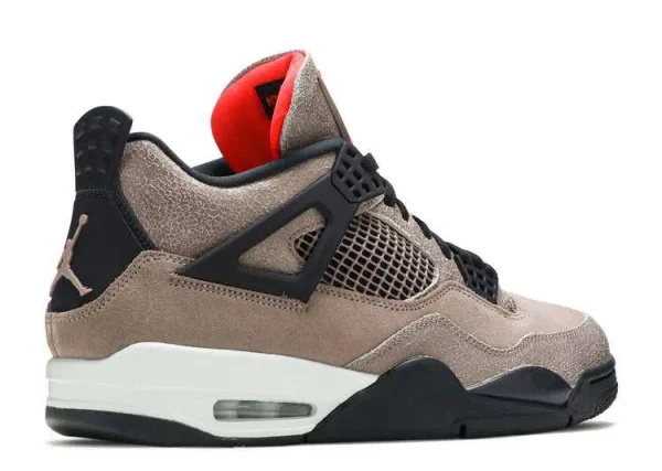 JORDAN RETRO 4 'TAUPE HAZE' - Imagen 3