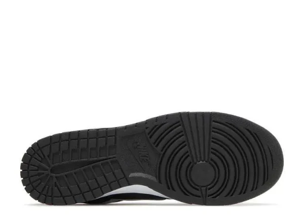 SB DUNK LOW 'BLACK PANDA' - Imagen 4