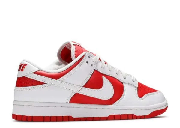 SB DUNK LOW 'CHAMPIONSHIP RED' - Imagen 3