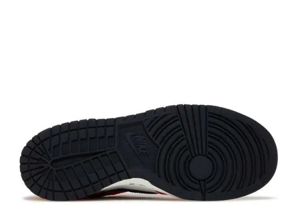 SB DUNK LOW 'HALLOWEEN' - Imagen 4