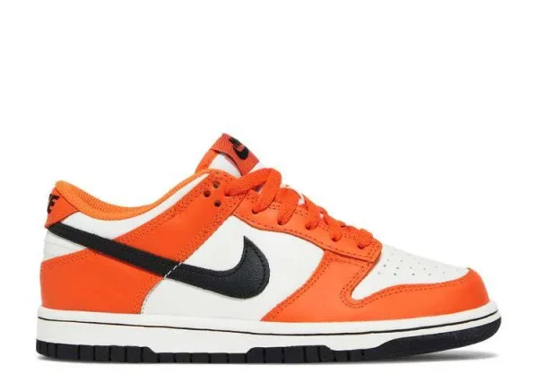 SB DUNK LOW 'HALLOWEEN'