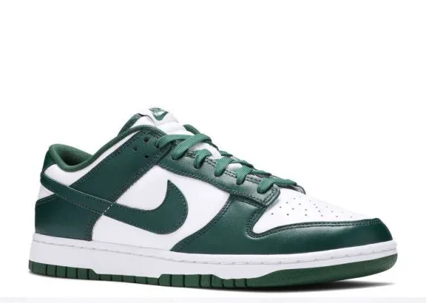 SB DUNK LOW 'MICHIGAN STATE' - Imagen 2