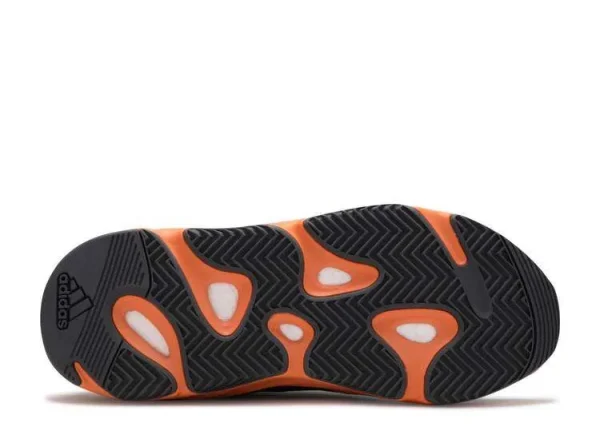 YEEZY BOOST 700 'ENFLAME AMBER' - Imagen 4