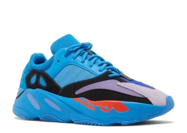 YEEZY BOOST 700 'HI-RES BLUE' - Imagen 2