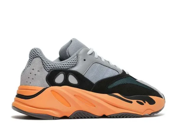 YEEZY BOOST 700 'WASH ORANGE' - Imagen 2