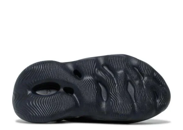 YEEZY FOAM RUNNER 'MINERAL BLUE' - Imagen 4