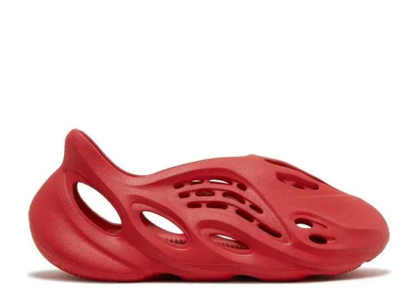 YEEZY FOAM RUNNER 'VERMILLON'